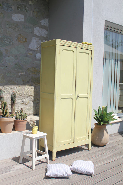 Armoire parisienne " Rachèle"